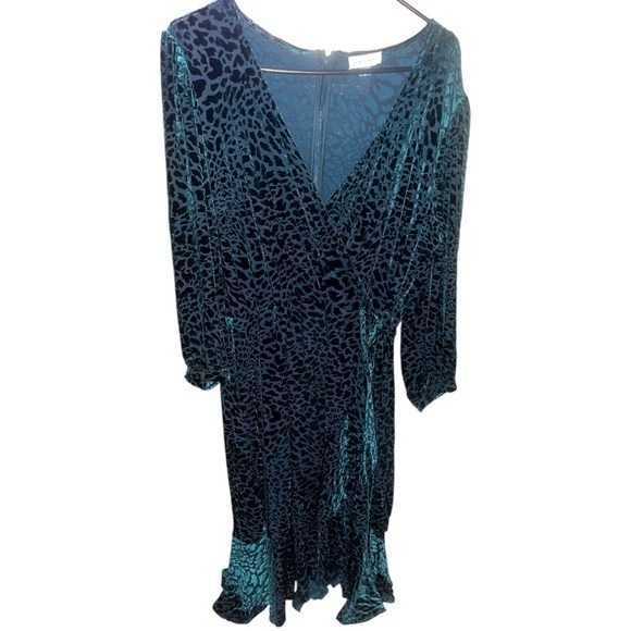 🩷 Calvin Klein Blue Velvet Animal Print Faux Wrap Calf Length Dress SIZE 16 - Picture 1 of 8